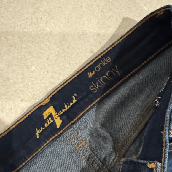 7 For All Mankind Dark Riverside Drive Ankle Distressed Skinny Jeans 26 - Picture 3 of 9